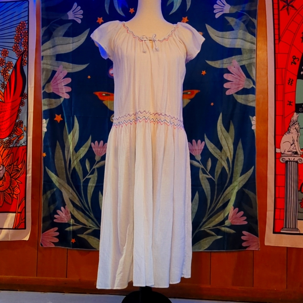 St Tropez creme crepe 💯 cotton summer dress